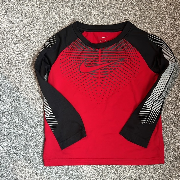 Adidas and assorted long sleeve bundle - Picture 3 of 11
